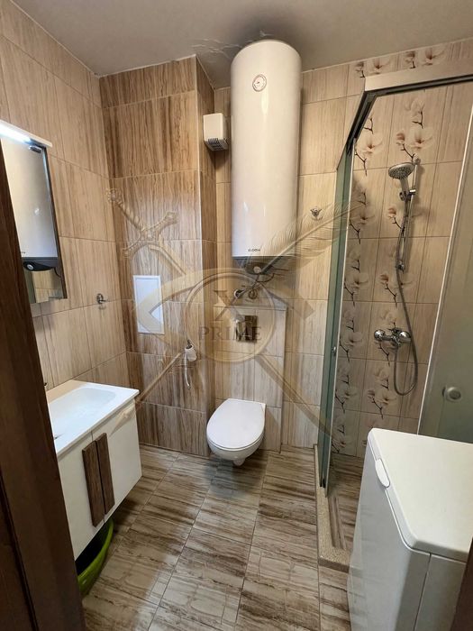 Двустаен апартамент в Автогара! 21713092