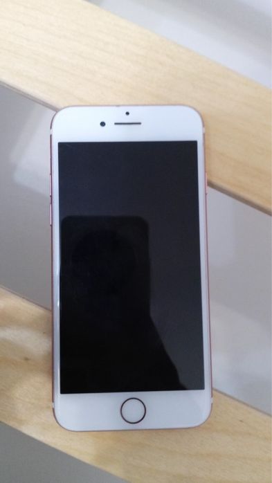 айфон 7 акум менять нужно