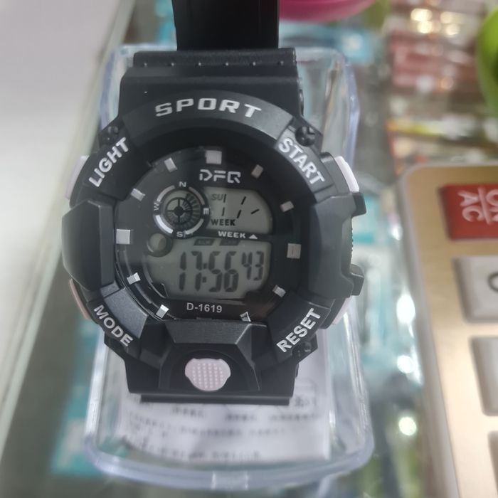 Часы фитнес браслет