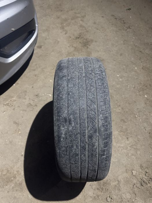 Продам покрышку 215 55 R17