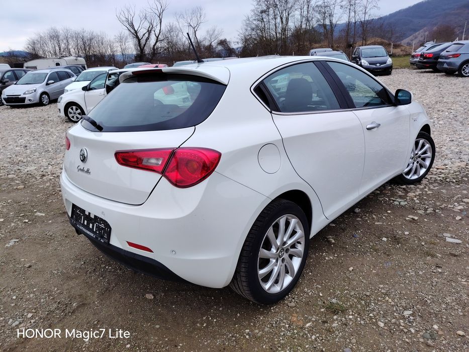 Alfa Romeo Giuletta 1.4 turbo benzina Euro5 an 2010  Climatronic Navi