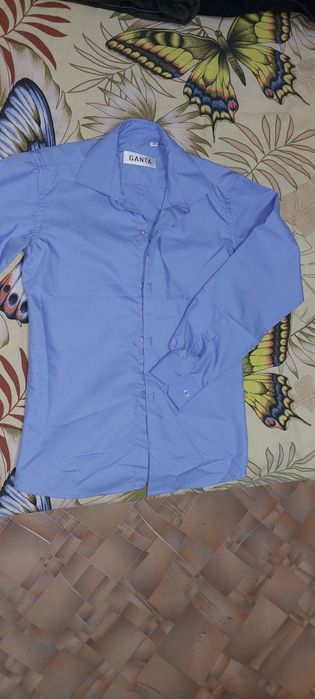 Продам школьную одежду