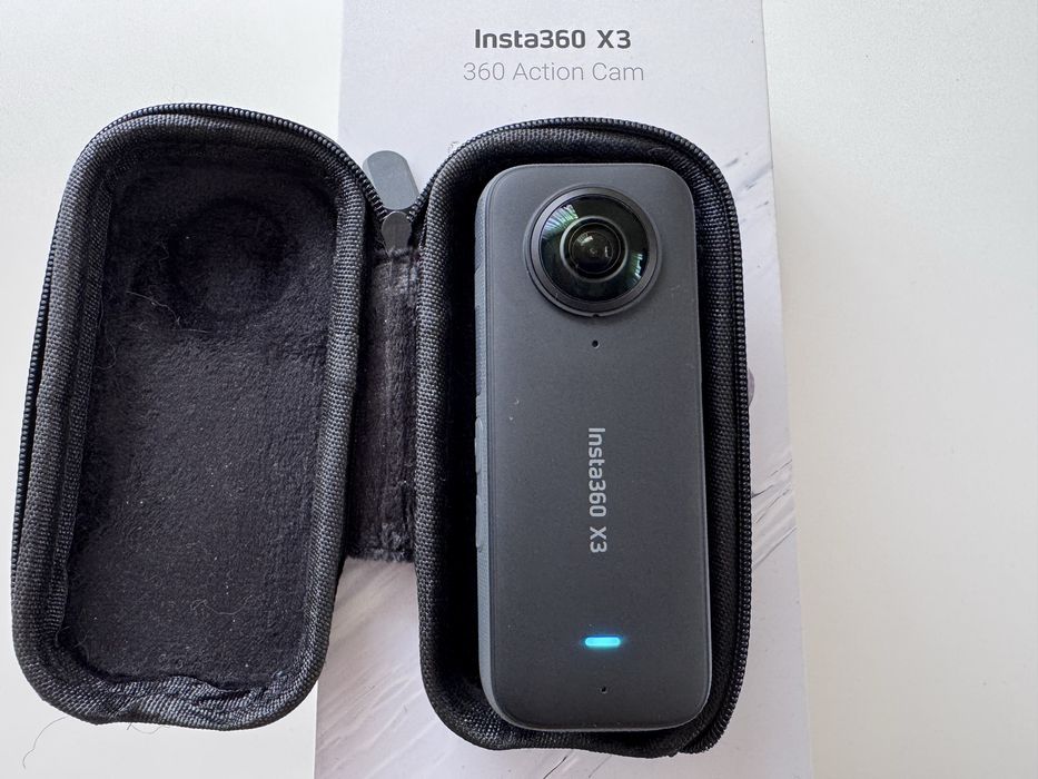Insta 360 X3 + калъф