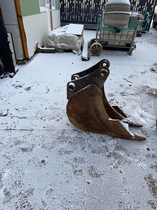 Cupa buldo excavator