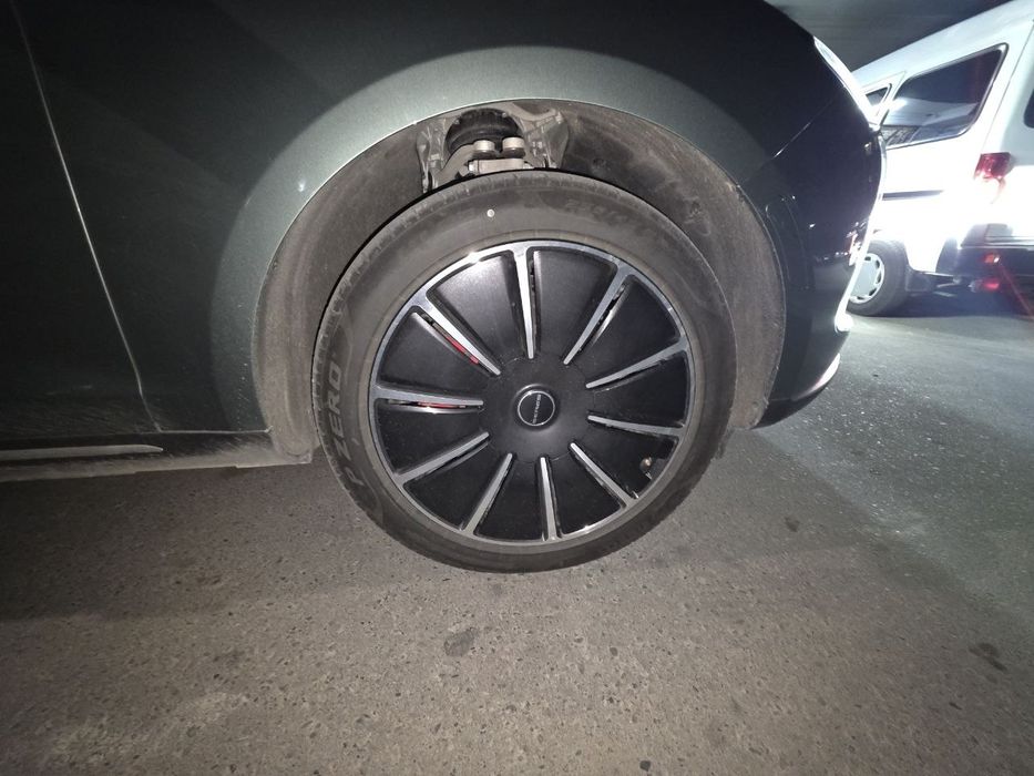 Продаётся Seres SF5