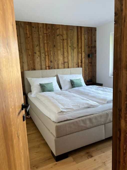 Дава се под наем Тристаен апартамент в Пловдив, Кършияка - 87 кв.м за 325 € - Снимка #1