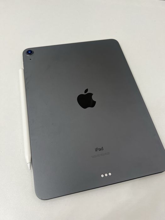 Планшет Apple Ipad air 4 2022