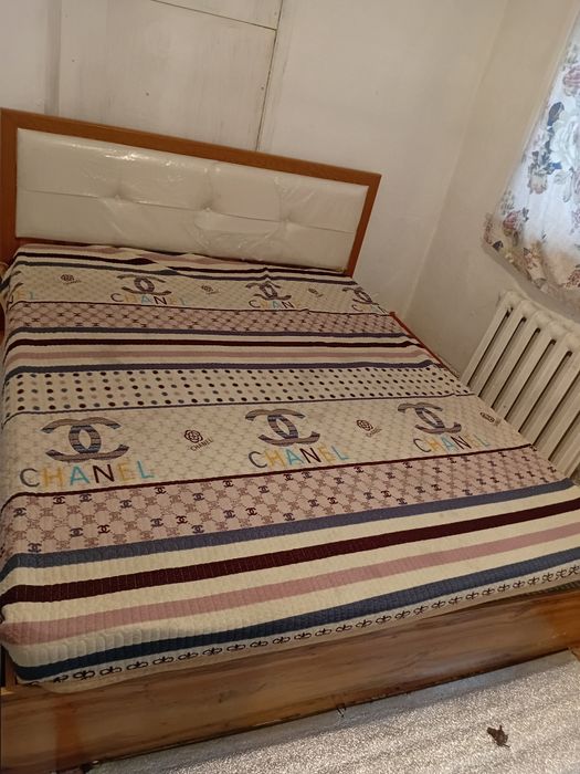 Спальный и гарнитур