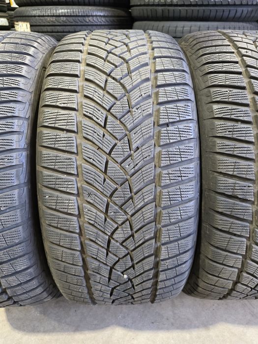 275/40/21 GOODYEAR 4бр