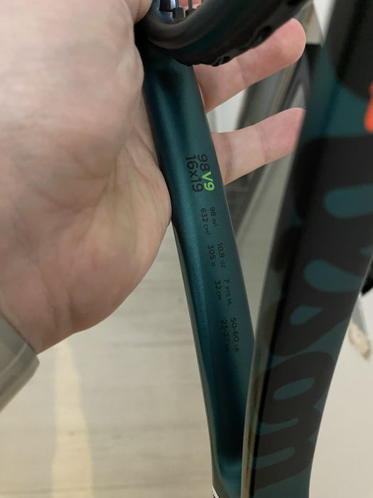 Wilson Blade 98 v9 16x19 L3