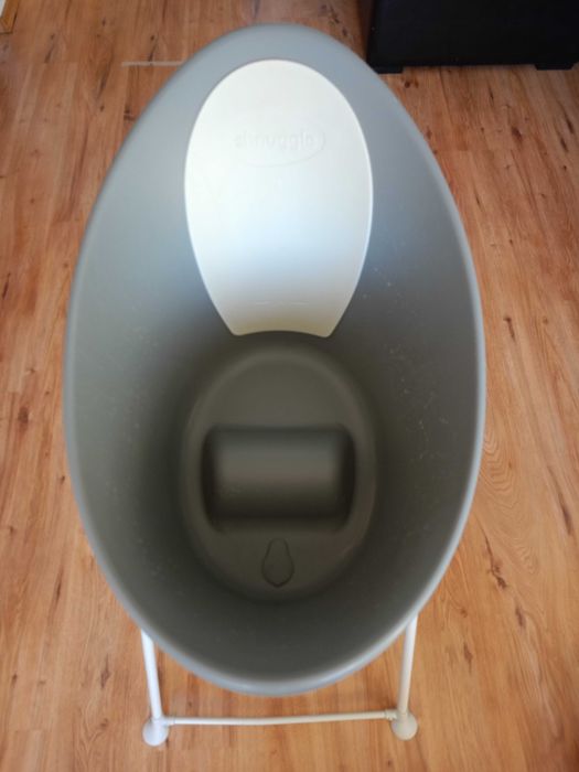 Shnuggle вана със стойка