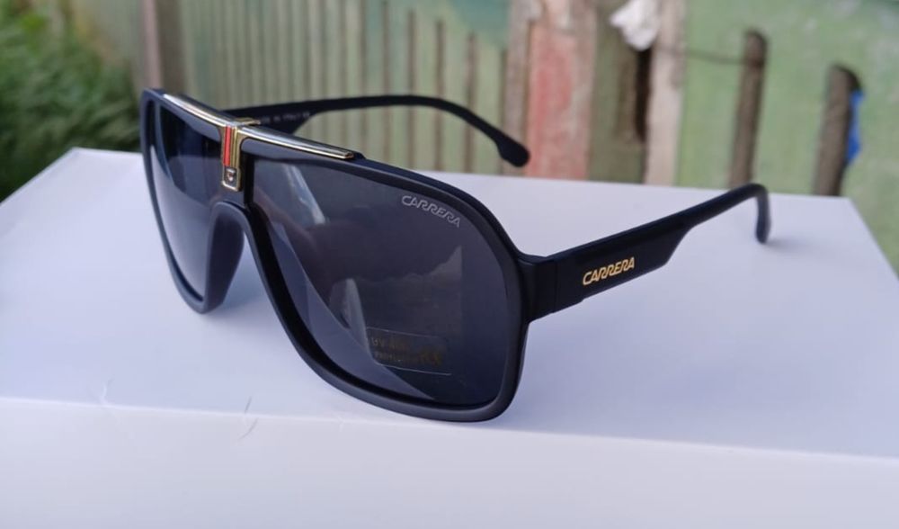 Ochelari de soare Carrera WT negru