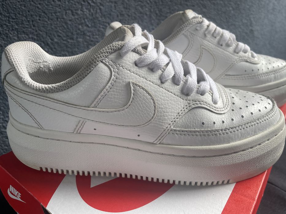 Обувки Nike Court Vision Alta 36.5