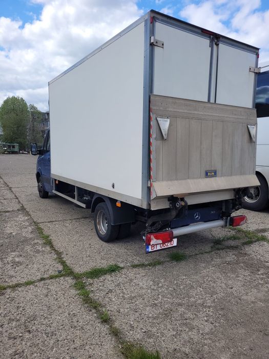 Mercedes benz sprinter