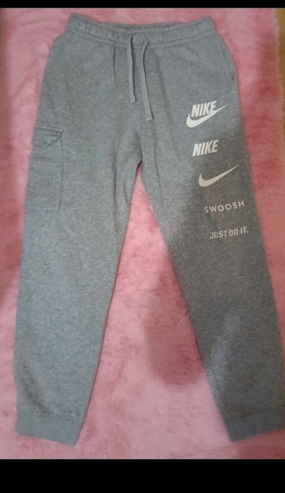 Vând pantaloni pt copii