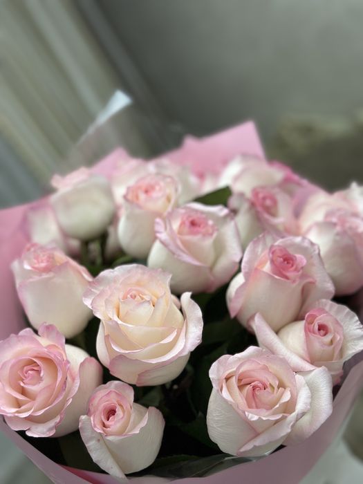 Два букета  красивейших цветов