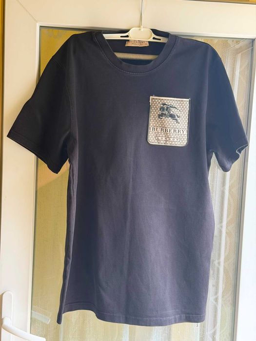 Tricou Burberry !!