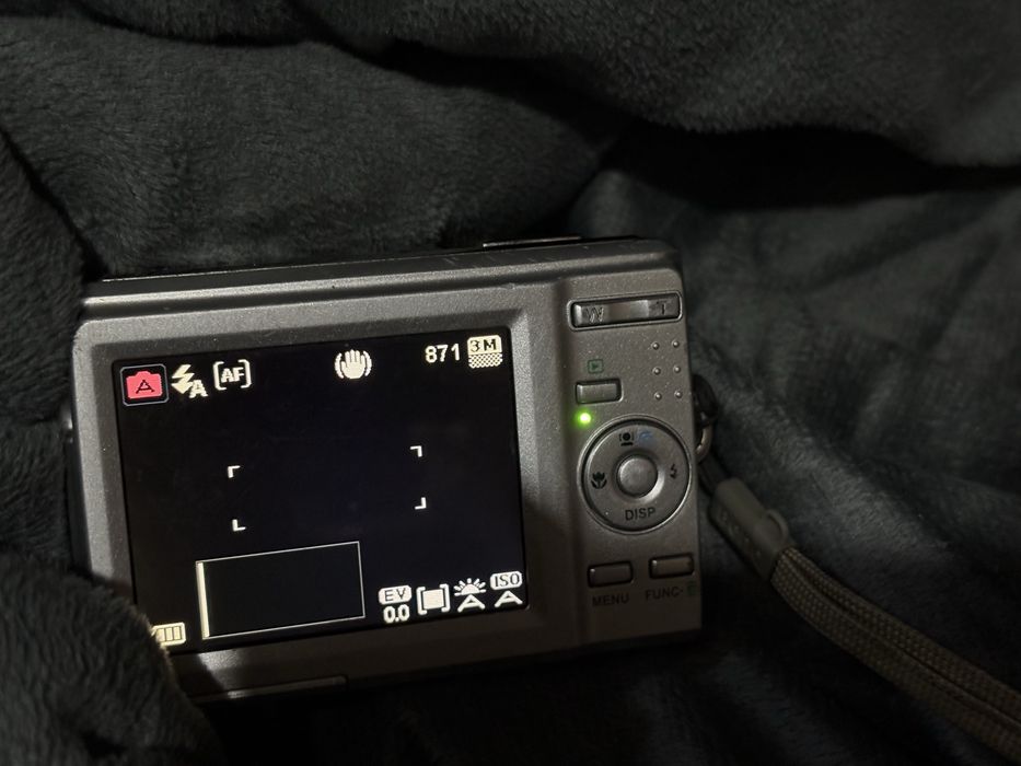 Цифровая камера BenQ DC C1030