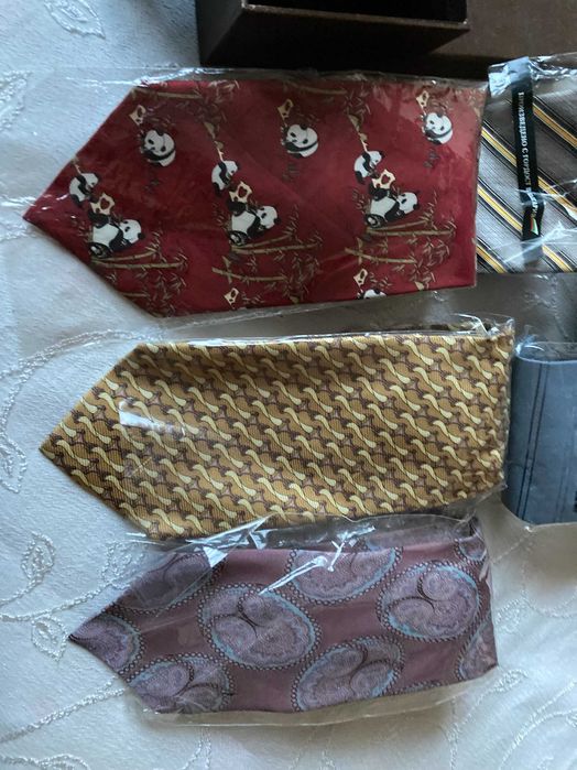 Лот маркови официални вратовръзки 100%коприна, китайски, бъларски и др