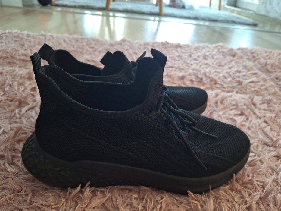 Дамски маратонки