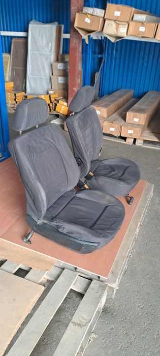 Продам сиденья на ауди б 4