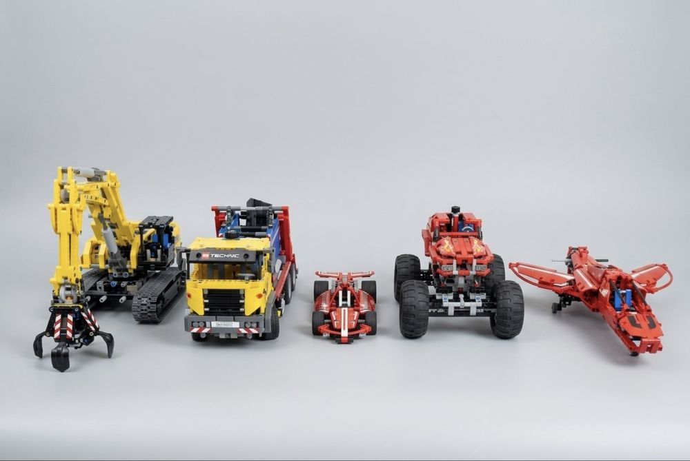 Коллекция LEGO  Technic: 5 собраных моделей