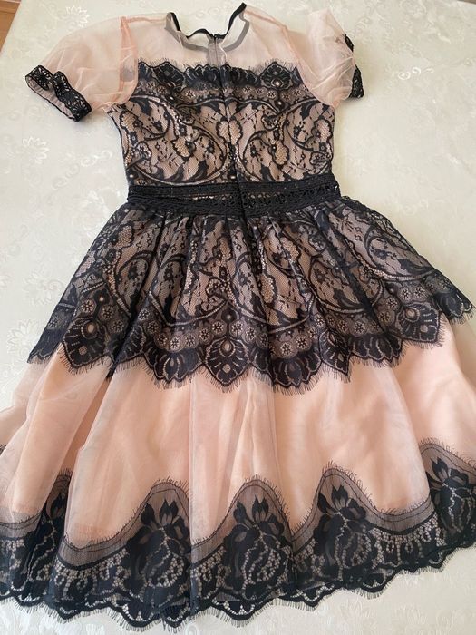 Нарядное платье на 12-13 лет