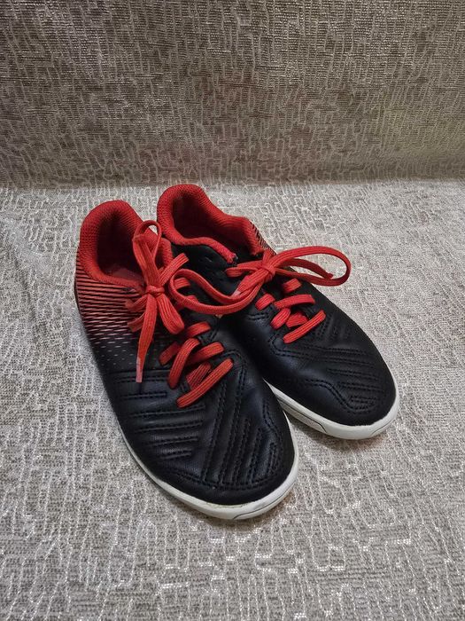 Ghete fotbal copii, marime 30, 34, 35, 36 si 38,