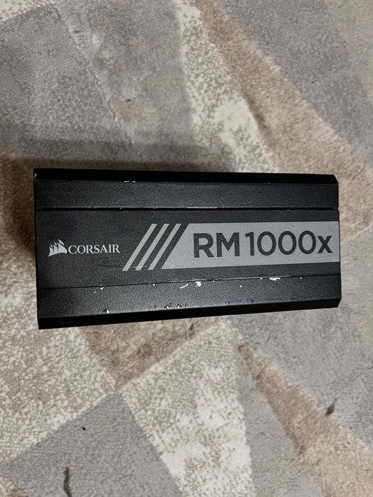 Блок питания Corsair RM1000x