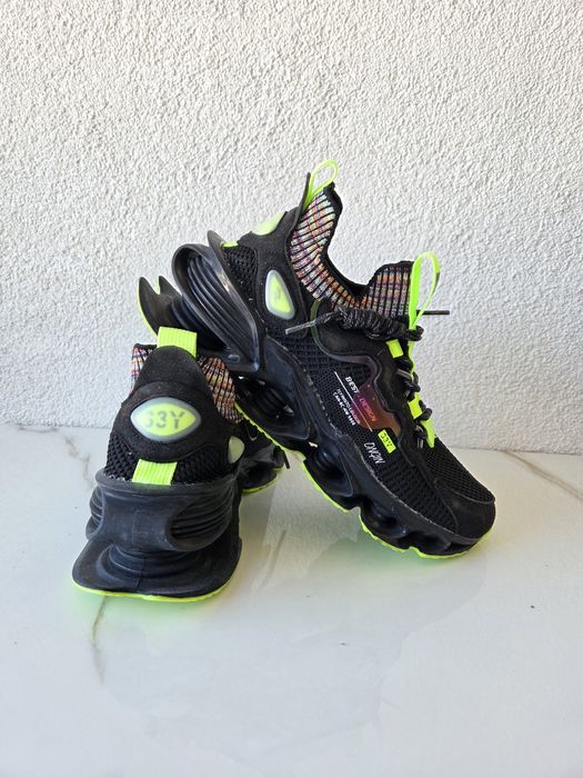 Vand adidasi baieti,ghete si adidasi dama