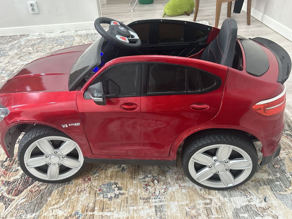 детский автомобиль