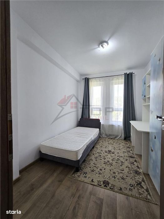 Apartament 3 camere decomandat+ parcare- Rediu