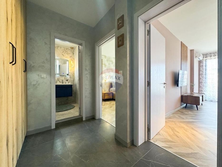 Дава се под наем Двустаен апартамент в к.к. Св.Св. Константин и Елена - 68 кв.м за 657.9 € - Снимка #4