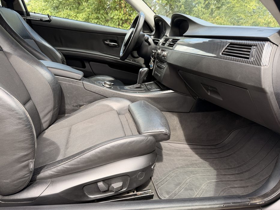 Bmw 330 / Automat /Stage1 / Cod M / Nu e colantata