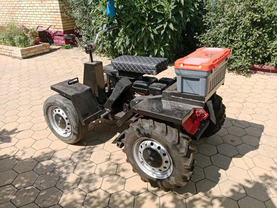 Продам мотоблок-минитрактор