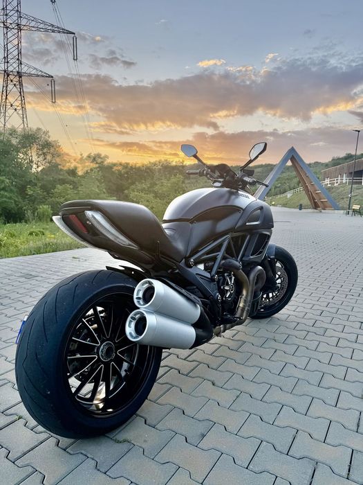 Ducati Diavel Ducati Diavel Carbon 2013