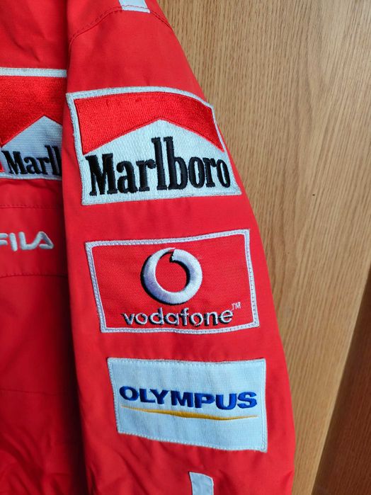 Geacă Fila Scuderia Ferrari F1 2003 – Semnătură inginer | Rară