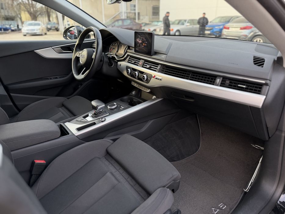 Audi A5 •2.0tdi •Automata •clima•daylight•Fara Dune