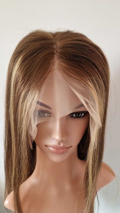 Естествена перука  70–75 см – Lace Front 13x6, кафява с руси кичури