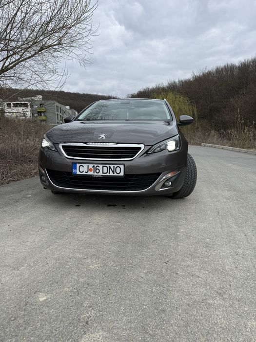 Peugeot 308, motor 1.6 , 120 cp