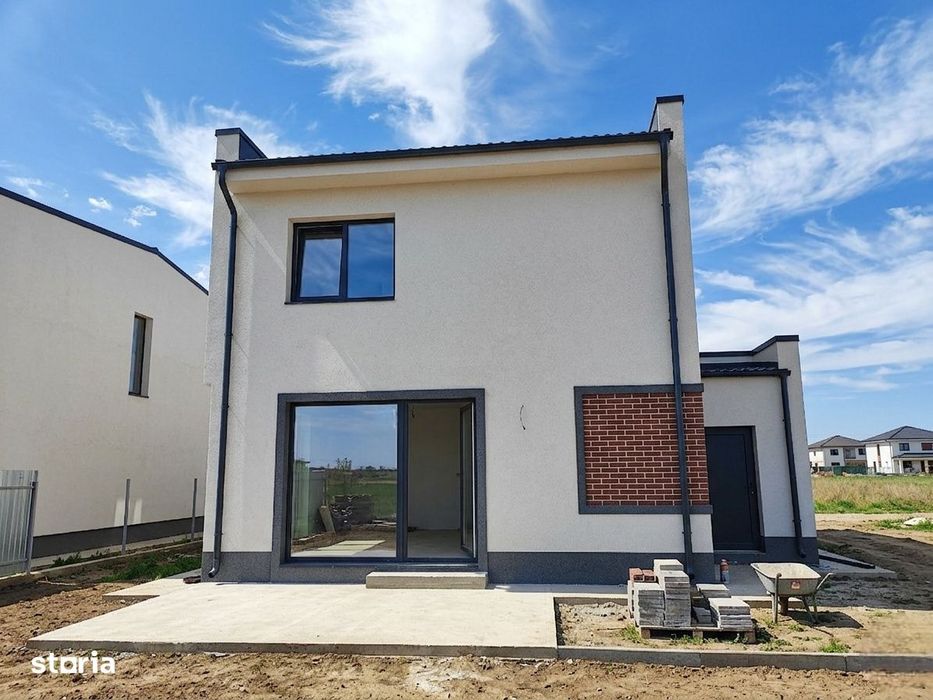Vila Tunari – Otopeni | 23 august | 4 camere  | 147 mpu  | 300 teren