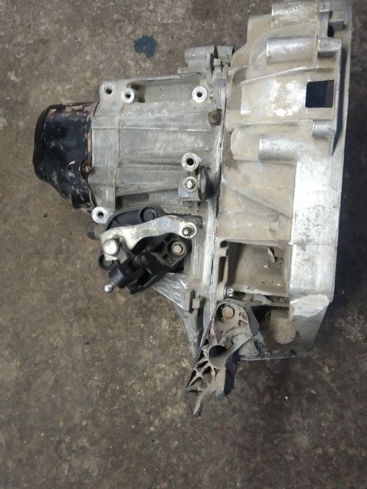 Коробка запчас, ларгус