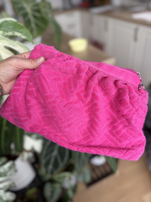 Цикламена розова чанта от праймарк. Пауч.