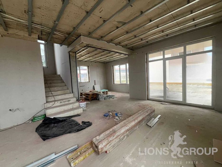 Продава се Къща в Варна, м-т Боровец - юг - 200 кв.м за 975 €/кв.м - Снимка #15