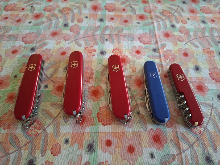 Продавам Victorinox