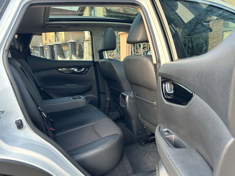 Nissan Qashqai 2015 1.6 DCI 130 Alb perlat Automat