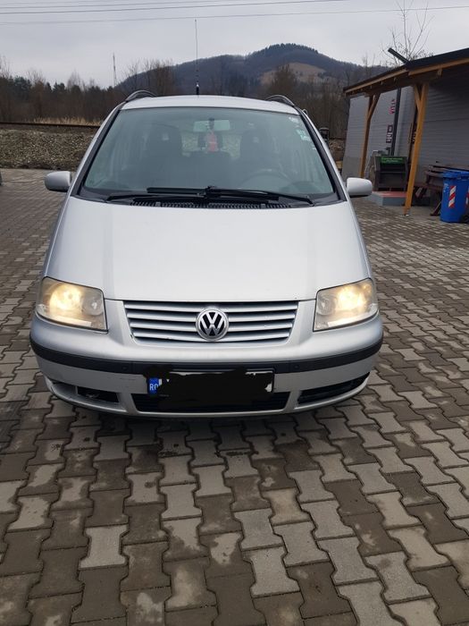 VOLKSWAGEN Sharan