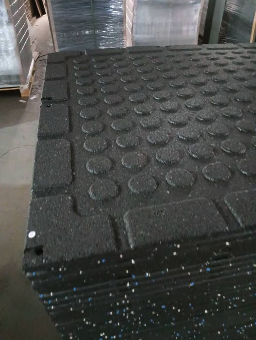 Плитка резина для тренажёрного залов