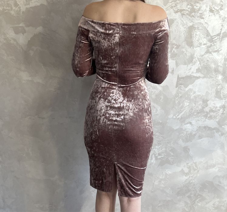 Платье велюр