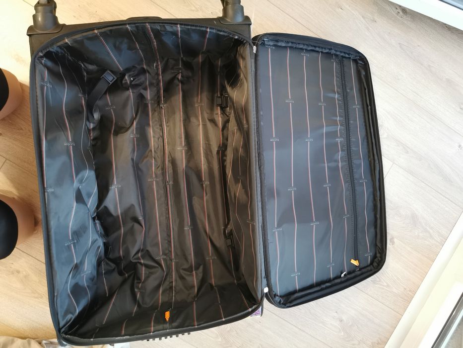 Troler Rio Ella Icon, 77 x 46 x 29 cm, 4 roti, poliester impermeabil